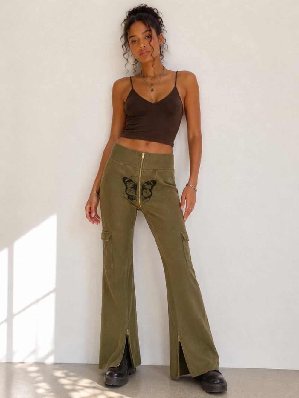 Tordrobes XL Flare Pants Butterfly Embroidered Ribbed Uzip Cargo Olive Green